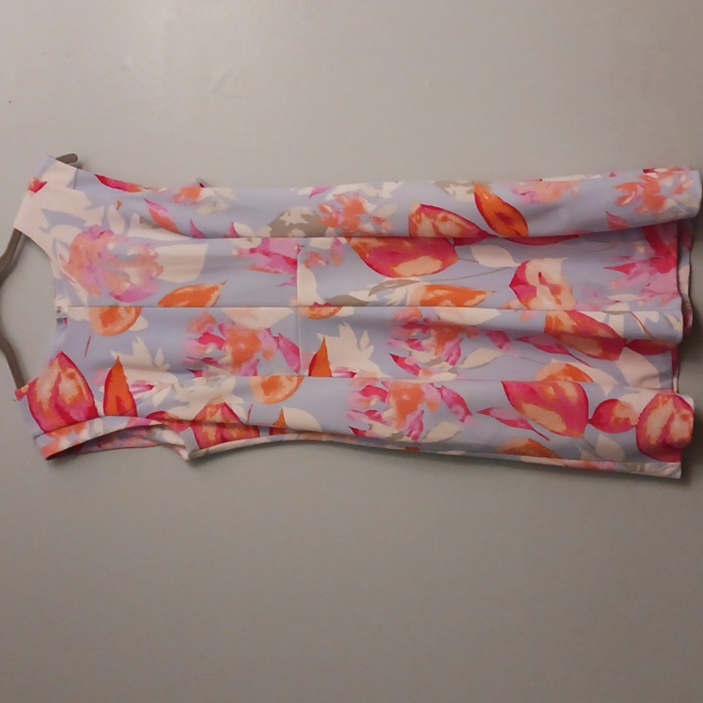 Vince Camuto size 8 women's sleeveless dress multi floral pink, blue and white.